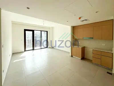 Modern 1 BR | Spacious | Beach Access