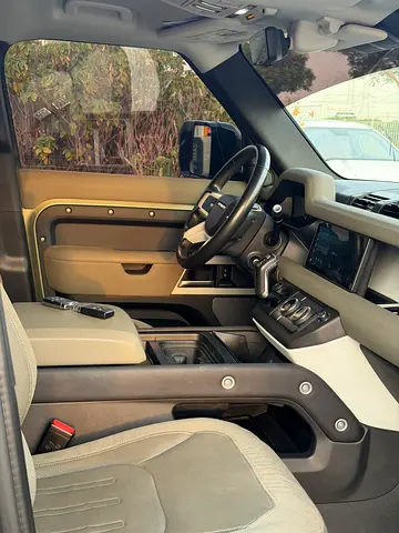 Land Rover Defender 110 SE P400, миниатюра 8