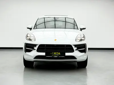 2020 Porsche MACAN photo 2