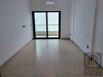 شقة بغرفة نوم واحدة | شقق ريجل | الشرفة والمرافق المجتمعية