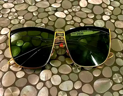 Christian Dior sunglass in excellent condition