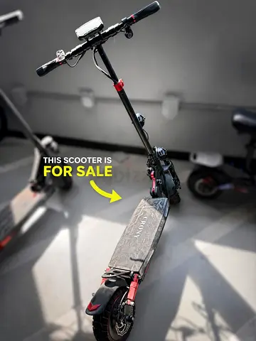 Crony T4 Big Display – High Power & Speed Electric Scooter.