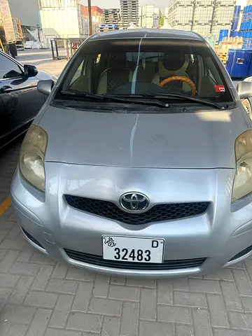 2010 Toyota YARIS 照片 9