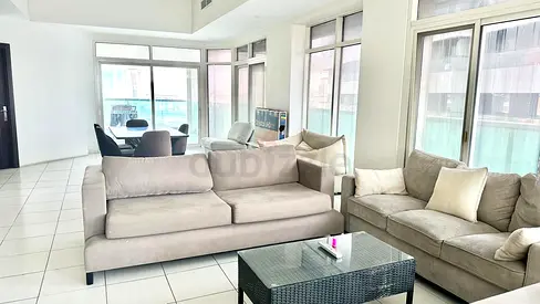Available from September 1! Small room with access to the balcony in Dubai Marina