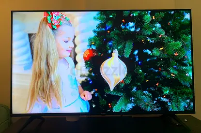 Hisense 50" Smart LED TV - Full HD, Wi-Fi, with wall mount Good Condition (500 AED)