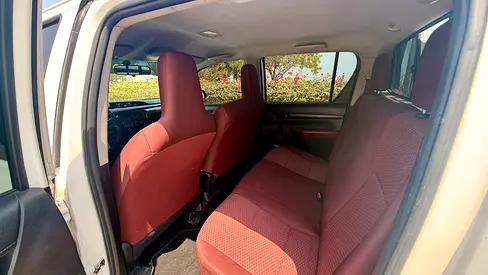 صورة 4 لـ 2023 Toyota HILUX