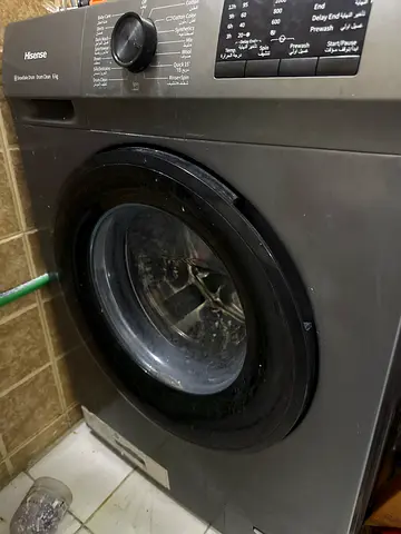 Front-load Hisense washing machine - good working condition