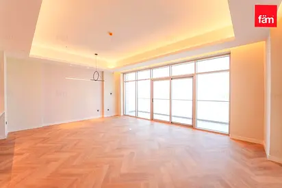 Luxury | Chiller free | Appliances included | New