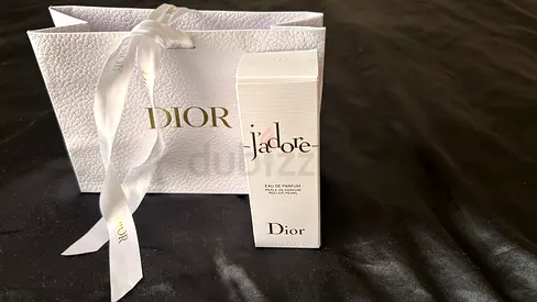 J’adore DIOR perfume