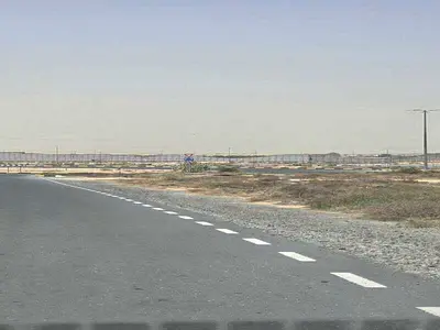 فرصة استثمارية تجارية مميزة في السيوح، الشارقة | 2712 قدم | تصريح G+4 | شارع 45م | تملك خليجي
