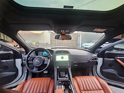2017 Jaguar F-PACE — миниатюра 15