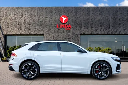 صورة 7 لـ 2022 AUDI RS Q8