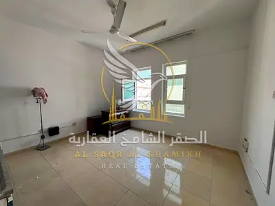 Spacious studio apartment for rent in Al Qulayaa Central air conditioning clean finishes, ready to move in Close to public services and in a vibrant