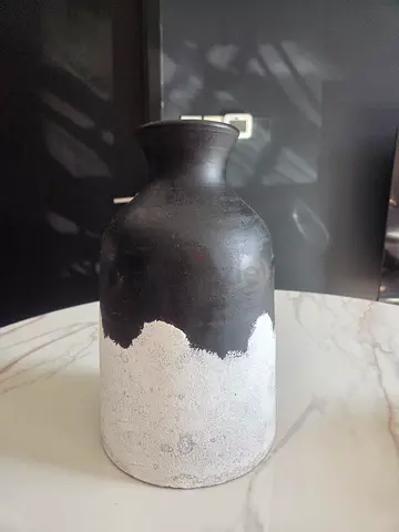 Decorative painted terracote