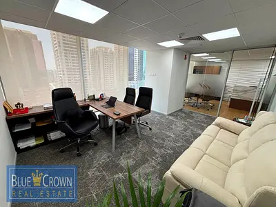 Next to metro ! Furnished office ! With balcony
