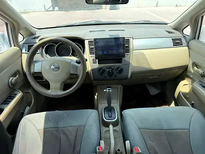 صورة 12 لـ 2011 Nissan TIIDA