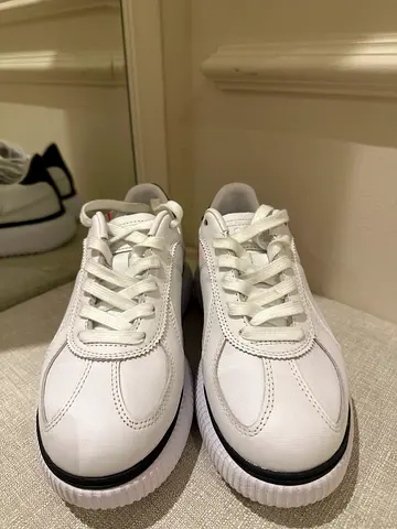 White unisex sneakers - casual platform trainers, excellent condition