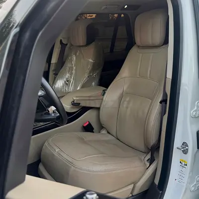 Land Rover Range Rover P400 SE, миниатюра 3