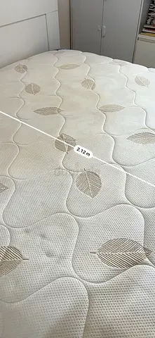 HOMEBOX I Gel King size mattress - used