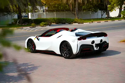 صورة 6 لـ 2022 Ferrari SF90 SPIDER