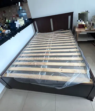 Bed mattress and wardrobe