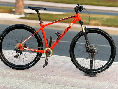 Giant ATX