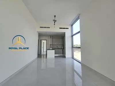 Luxury Living | Best Price | Near Bus Stop