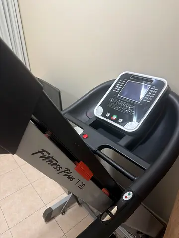 "Electric Treadmill with Automatic Incline and Cooling Fan