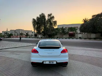 2014 Porsche PANAMERA — миниатюра 16