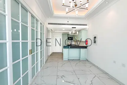 Chiller Free | Prime Location | Luxury Living
