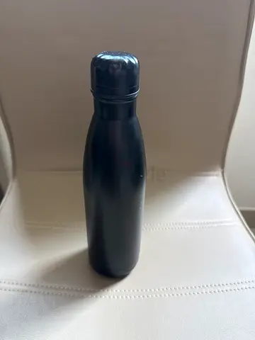 Matte black insulated stainless steel water bottle - 500ml