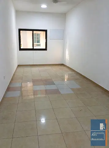 Affordable Studio for Bachelors, Spacious Layout, Nearby Daily Needs