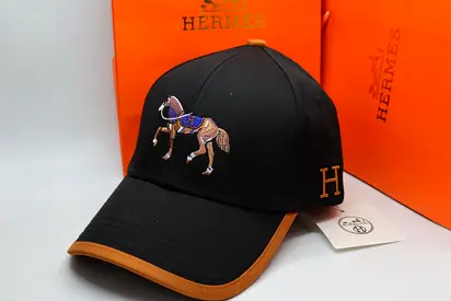 Black Hermes baseball cap