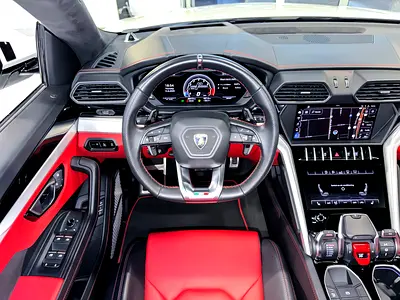 صورة 10 لـ 2019 Lamborghini URUS