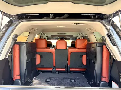 2018 Lexus LX-SERIES photo 8