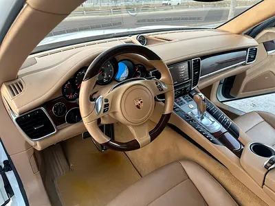 صورة مصغرة 5 لـ 2013 Porsche PANAMERA