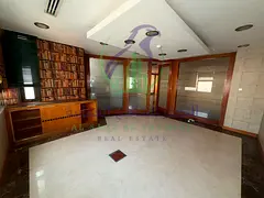 Commercial office for rent in Al Majaz 1 Sharjah Corniche 2,600 sq ft, 9 rooms meeting room kitchens
