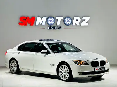 BMW 7-Series 740i Exclusive 2012 | GCC Specs | Well Maintained
