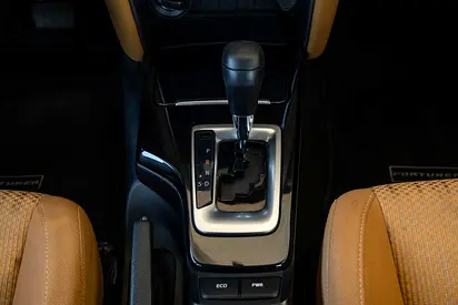 2022 Toyota FORTUNER 照片 14