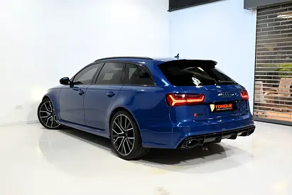 صورة 6 لـ 2018 AUDI RS6