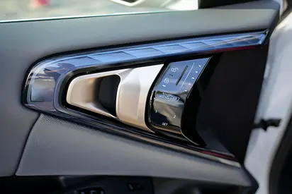 2026 BMW X3 缩略图 8