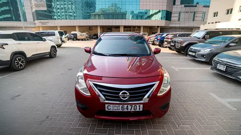 2019 Nissan VERSA 照片 3