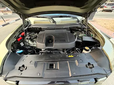 Land Rover Defender 110 SE P400, миниатюра 19