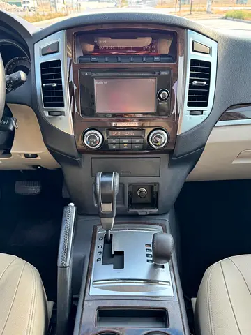 Mitsubishi Pajero GLS, миниатюра 8