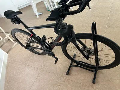 BMC Roadmachine 01 Carbon Road Bike