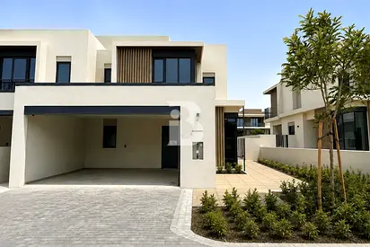 Corner Single Row | Brand New | Landscaped