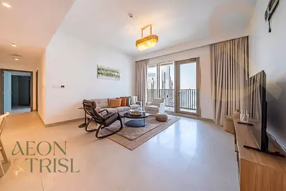 Furnished | Spacious Layout | Creek Skyline Views