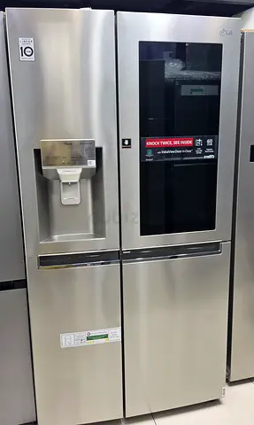 LG InstaView Side-by-Side Refrigerator With Water Dispenser & Auto Ice Maker Excellent Condition