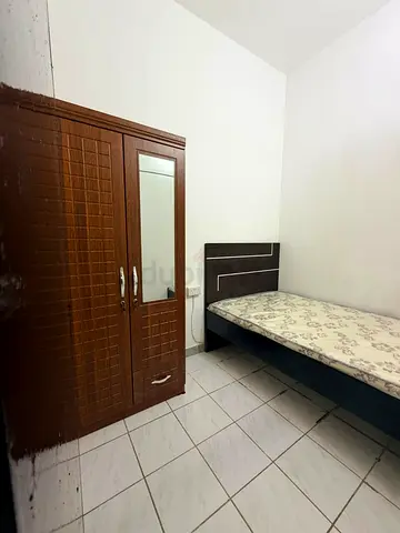 Parttation room available