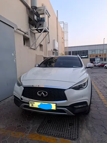 2018 Infiniti Q30 照片 9